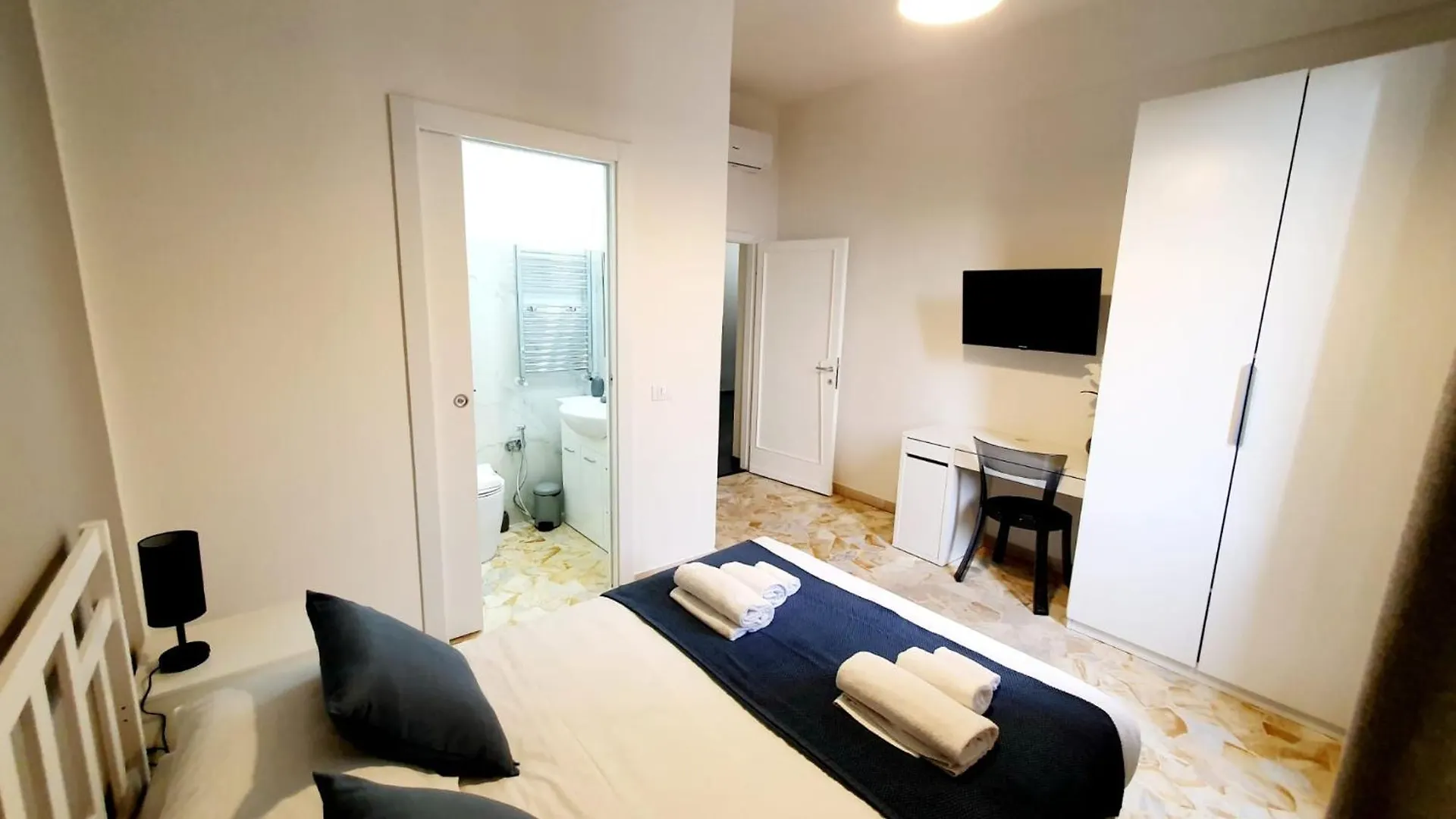 Firenze Bliss Apartment, Elegante Appartamento Centrale Con 3 Bagni Florence