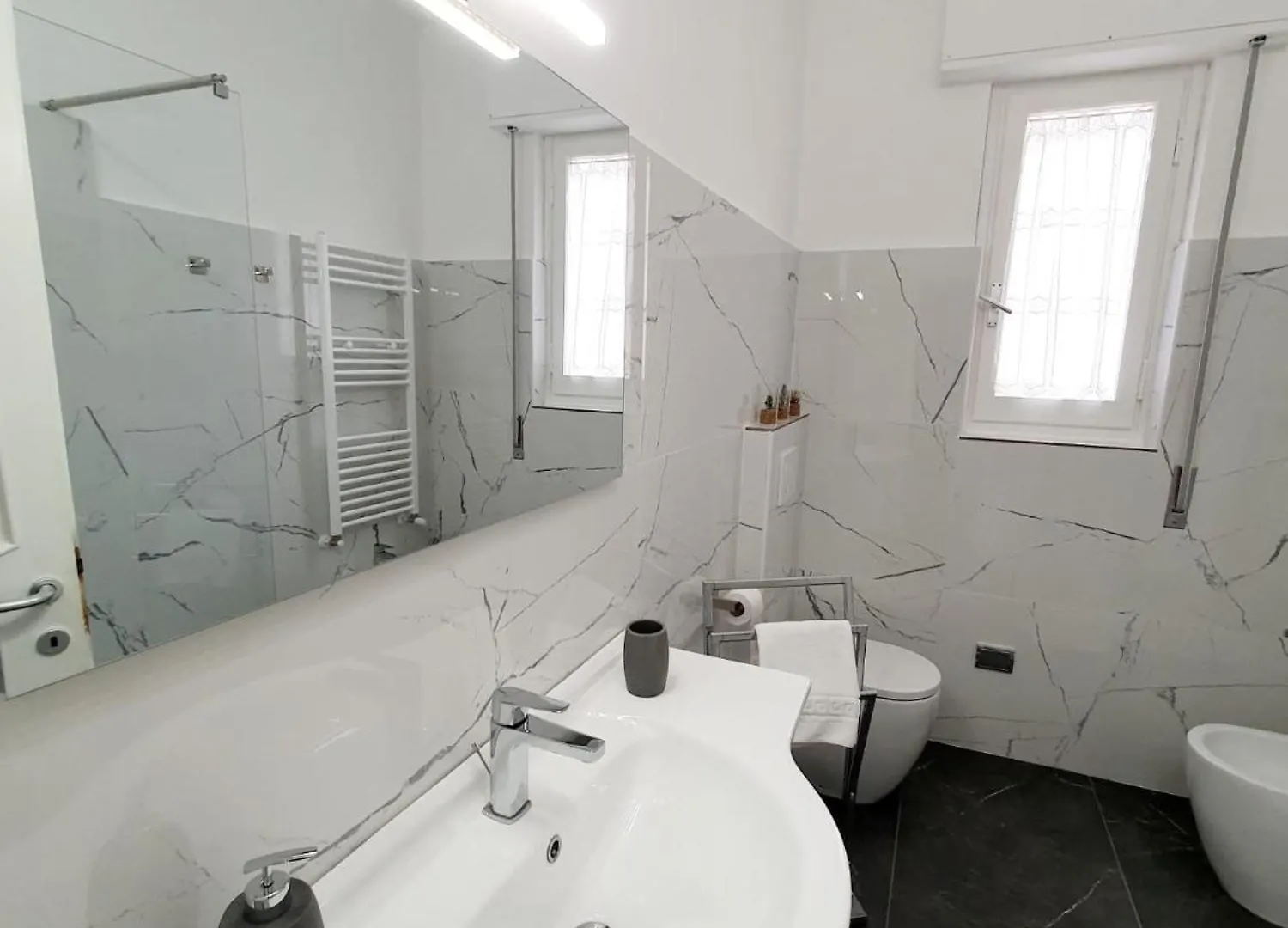 Firenze Bliss Apartment, Elegante Appartamento Centrale Con 3 Bagni Apartment